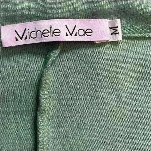 “Emerald Elegance: Long  Green Button-Up Cardigan” - Picture 5 of 6